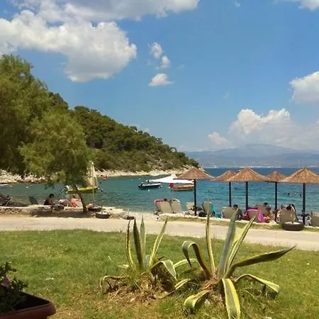 Holiday home Tsouderos